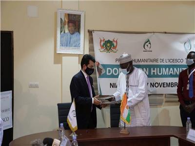الإيسيسكو تقدم 100 ألف دولار دعمًا للمجتمع المدني بالنيجر