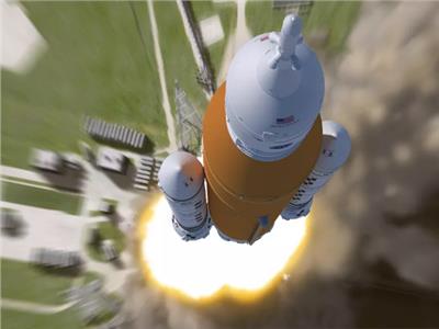 فيديو |تجهيز أكبر صاروخ في التاريخ سيمكن البشر من السفر لمسافات أبعد من  الفضاء