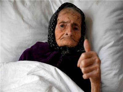 صاحبة الـ 99 عاما تتغلب على فيروس كورونا