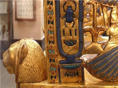 تفاصيل كرسي الملك توت عنخ أمون منذ 3300 عام .. صور