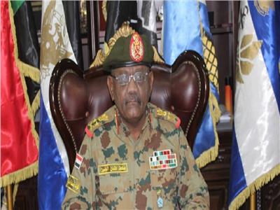 رئيس هيئة الأركان السوداني: القوات المسلحة انحازت بالكامل للشعب
