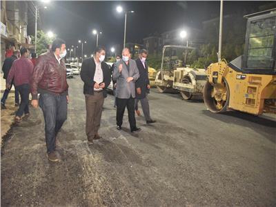 محافظ أسيوط يتفقد أعمال رصف طريق موقف نزلة عبداللاه حتى المدخل الجنوبي