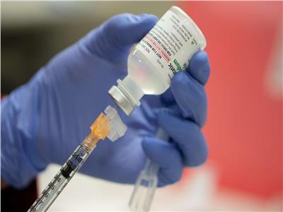 دبي تبدأ حملة لتطعيم مواطنيها بلقاح «فايزر-بيونتيك» مجانًا