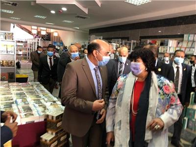 افتتاح معرض جامعة أسوان للكتاب بحضور وزيرة الثقافة