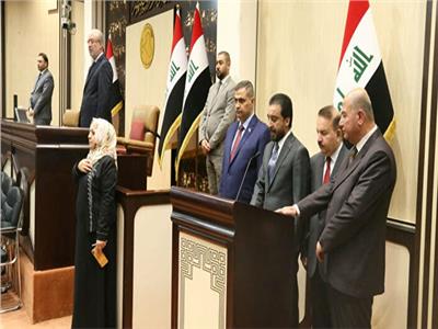القضاء العراقي يطالب برفع الحصانة عن وزير الدفاع الأسبق