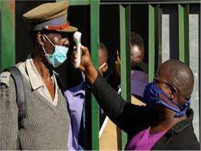 زيمبابوي تعلق عمل المدارس بعد ارتفاع الإصابات بكورونا