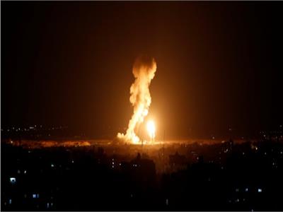 عاجل| انفجار ضخم في خزانات الوقود على الحدود اللبنانية السورية          