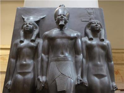 قصص فرعونية | حكاية المجموعة الثلاثية للملك «منكاورع»