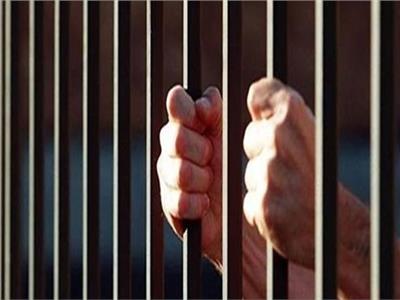 حبس المحرض و«شلة المستأجرين» بسبب خصومة ثأرية في حلوان