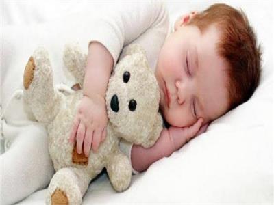 طرق تنظيم نوم الطفل في الشهر الأول‎