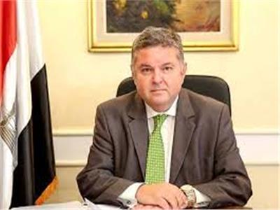 وزير قطاع الأعمال يوضح تفاصيل نقل مصنع سماد طلخا إلى السويس| فيديو