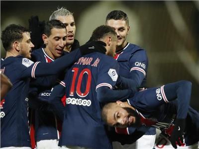 «سان جيرمان» يفوز بصعوبة على «أنجيه» ويتصدر الدوري الفرنسي