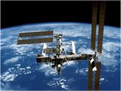 تطعيم رواد فضاء روس بلقاح كورونا قبل إنطلاقهم إلى محطة الفضاء الدولية