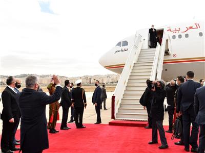 لحظة وداع ملك الأردن للرئيس السيسي عقب زيارته للمملكة | فيديو وصور