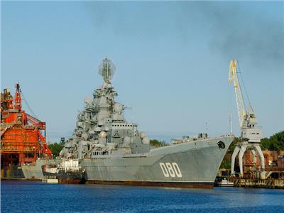 سفينة «الأدميرال ناخيموف» تستعد للاختبار      