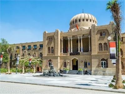 تكريم الفائزين وإقامة جامعة أهلية.. الأبرز خلال أسبوع بجامعة عين شمس