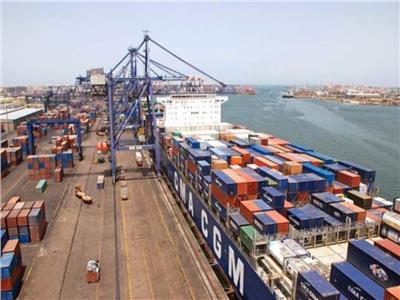 تداول 240 ألف طن بضائع إستراتيجية بميناء الإسكندرية
