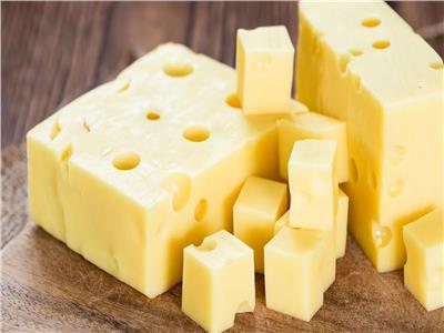أضرار متعددة للجبن الرومي تؤدي لأمراض بالصحة العامة