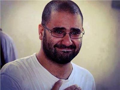 تجديد حبس علاء عبد الفتاح بتهمة نشر أخبار كاذبة 45 يوما