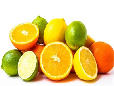 صدمة البرتقال والليمون.. اعتقاد خاطئ عن مصادر فيتامين C 