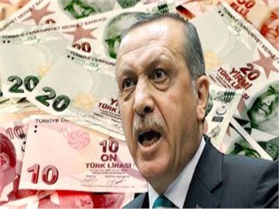 تدهور الأوضاع الاقتصادية في تركيا.. والبسطاء يأكلون من «القمامة» |فيديو