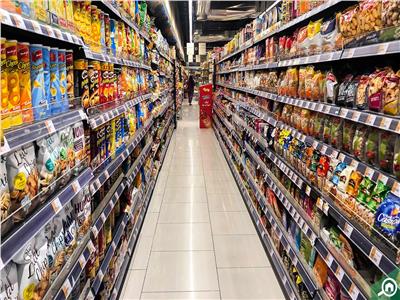«الإحصاء»: انخفاض أسعار الطعام والشراب والملابس والخضروات في يناير