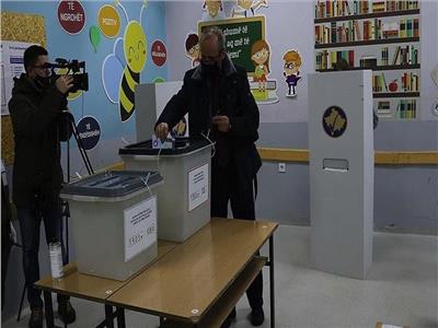 المعارضة في كوسوفو تتجه للفوز بالانتخابات البرلمانية