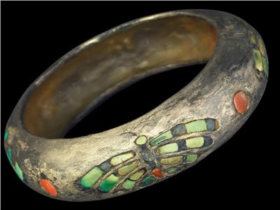 سوار «حتب حرس».. أقدم قطعة فضية مكتشفة في مصر