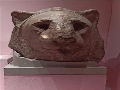 يرمز للقوة.. قصة تمثال «رأس الأسد» في متحف الغردقة