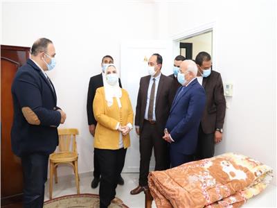 يخدم 35 ألف مريض إدمان.. تفاصيل زيارة وزيرة التضامن لمركز العزيمة ببورسعيد 