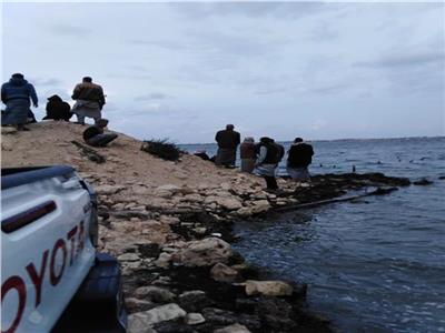  استمرار البحث عن 5 مفقودين من ضحايا مركب بحيرة مريوط 