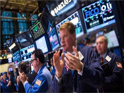 بلومبرج: انخفاض مؤشرات سوق الأسهم الأمريكية