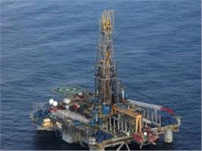 الرئيس السيسي يصدق على اتفاقية للبحث عن الغاز والبترول شمال مارينا البحرية 