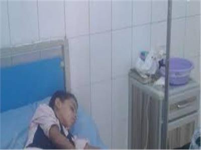 مصرع ٣ أطفال وإصابة والديهما بسبب تسمم غذائي في سوهاج