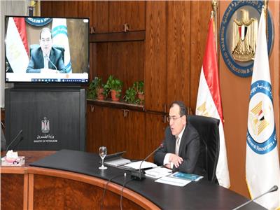 وزير البترول يشهد الجمعية التأسيسية لشركة بتروناس مصر للزيوت