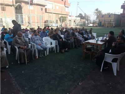 فريق «حياة كريمة» يستمع لمطالب أهالي قرى المنوفية