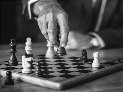 «سعد زغلول».. أشهر لاعب مصري للشطرنج «معصوب العينين»
