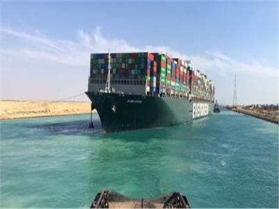 سفير مصر بلندن: حادث السفينة الجانحة أكد الأهمية الإستراتيجية لقناة السويس