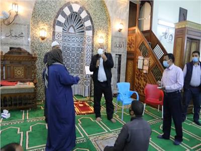 محافظ الوادي الجديد : إغلاق مسجد المعز بالخارجة لمدة يومين 