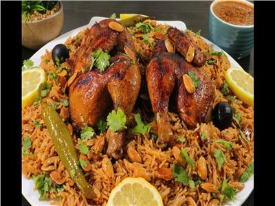 «الكبسة».. أشهر الأطباق العربية بالدول الأوروبية  في إفطار رمضان  | فيديو 