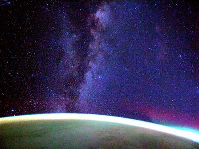 شاهد | مركبة فضاء تلتقط مشهدًا ساحرًا لمجرة «درب التبانة»