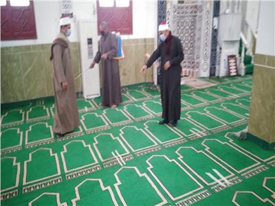 «الأوقاف» تواصل حملتها لتعقيم مساجد الجمهورية خلال رمضان | صور  