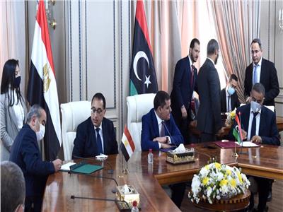 اتفاق تعاون بين مصر وليبيا في مجال الشحن الجوي وصيانة الطائرات