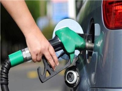 خبير اقتصادي: زيادة أسعار البنزين تعتمد على سعر الصرف وتكاليف النقل