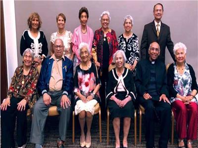 مجموع أعمارهم ١٠٤٢ عامًا.. أكبر عائلة «سنًا» في العالم | صور