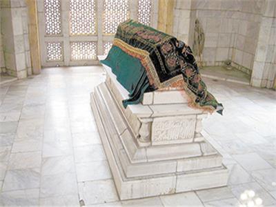 من التاريخ| «السلطان» الذى مات متأثراً بـ«الجولف»