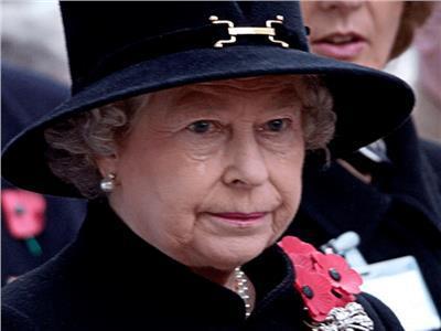  «بلاي ستيشن» الملكة إليزابيث بـ300 ألف دولار.. صور