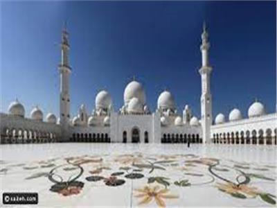 شاهد| جامع الشيخ زايد تحفة معمارية بدولة الإمارات 