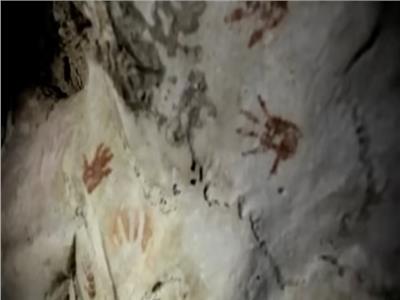 100 بصمة يد غامضة لأطفال تكشف أسرار حضارة «المايا» | فيديو