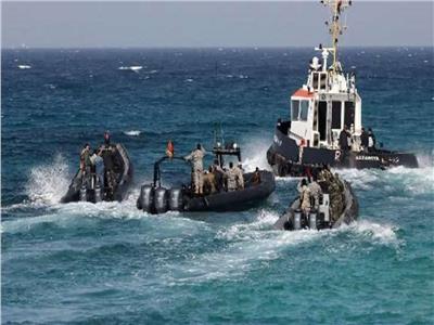 إيطاليا: خفر السواحل الليبي يطلق النار على 3 قوارب صيد وإصابة قبطان
